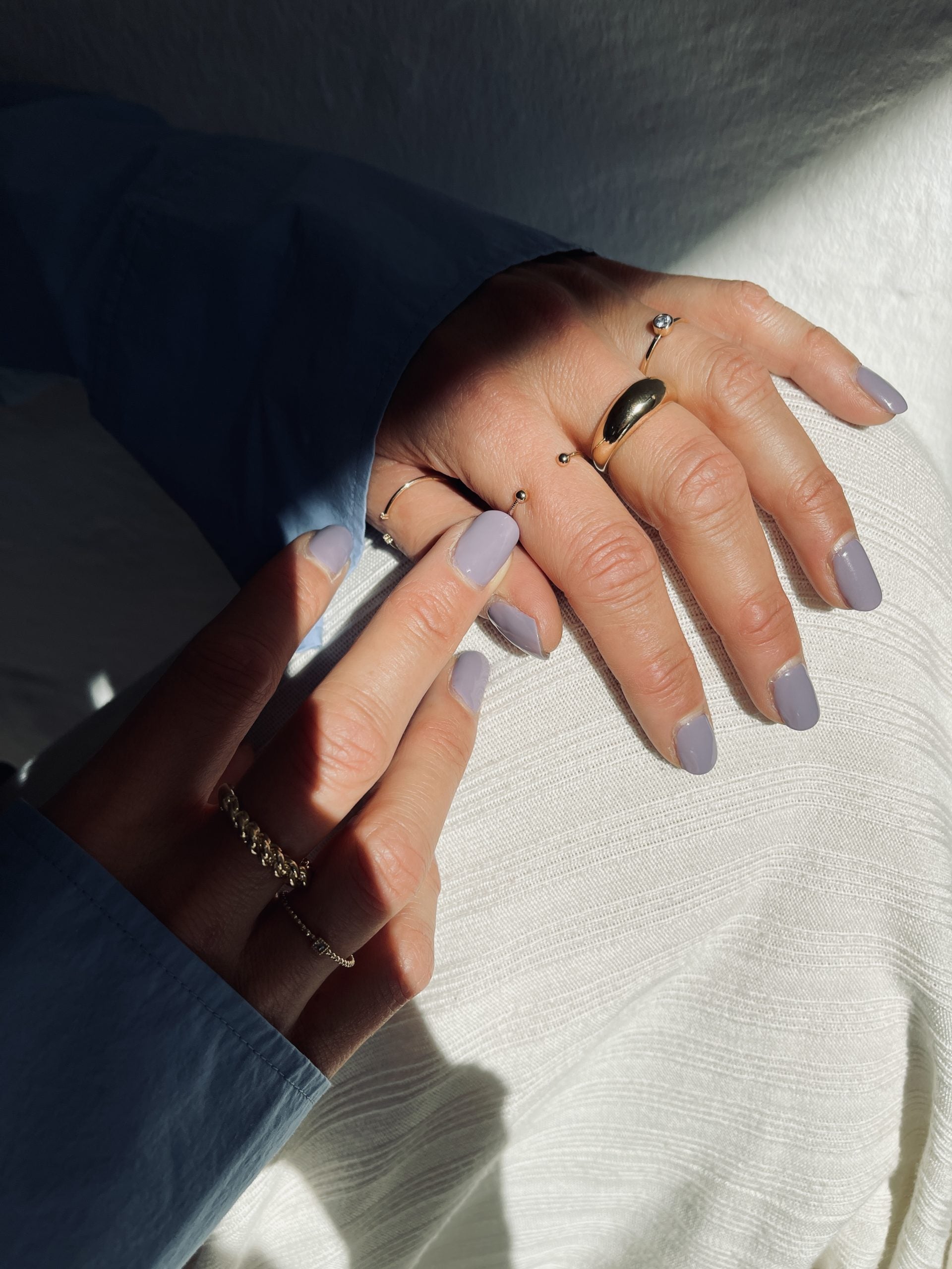 Offener, glatter Ring mit Steinchen