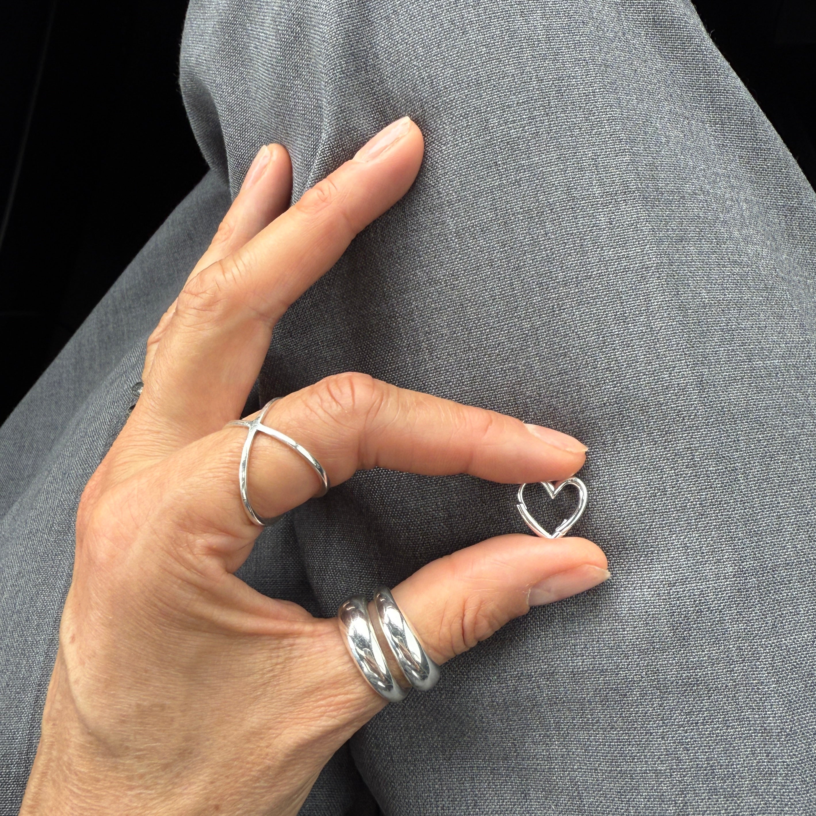 connection chain 'LOVE'