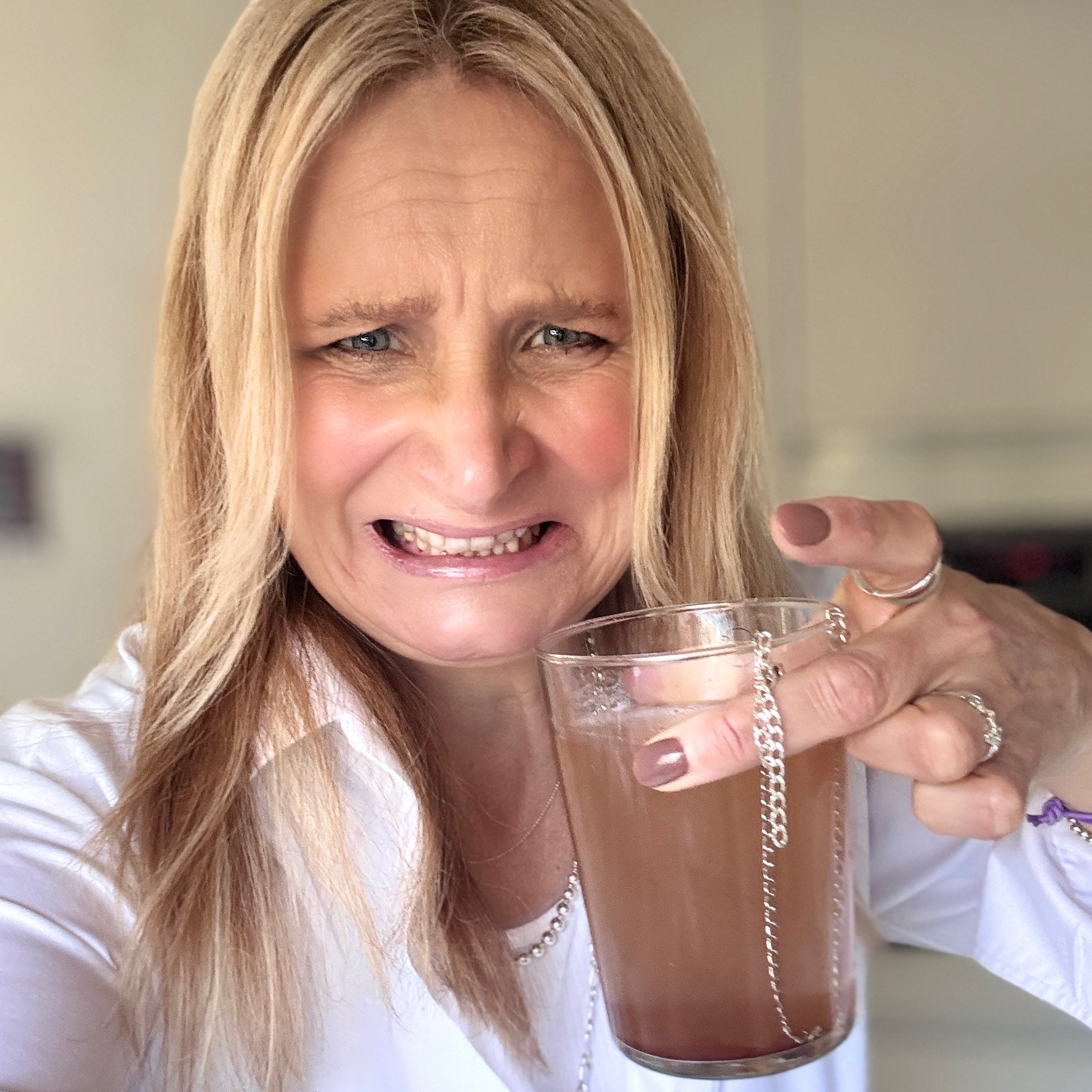 Tipp: Knoten aus Ketten oder Armband lösen – Die besten Tricks und Hac Tipp: Knoten aus Ketten oder Armband lösen – Die besten Tricks und Hac